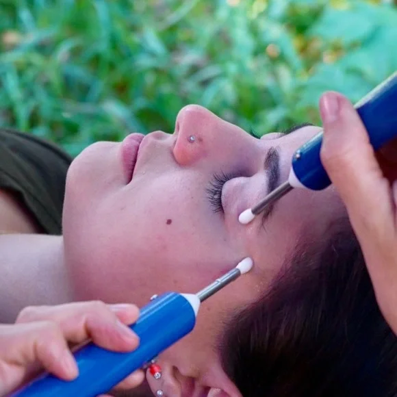 Microcurrent & Meridian Balancing Machine - Picture 6 of 6